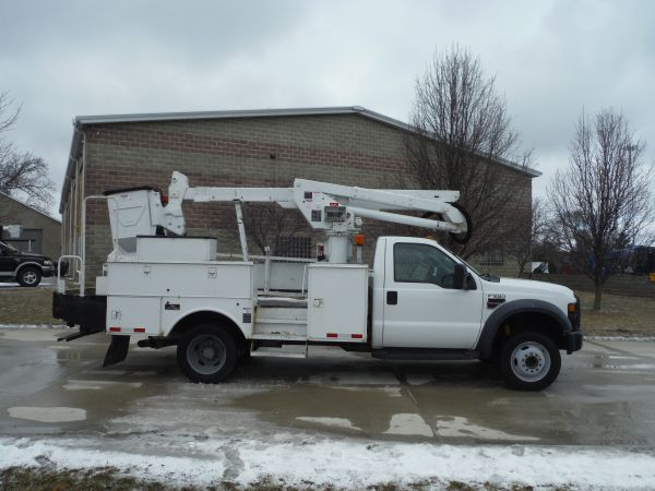 Bucket trucks for sale