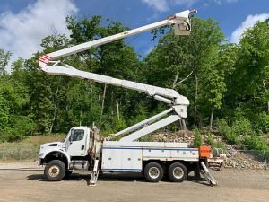 2010 FREIGHTLINER M2 112 6X6, UTILITY BED, 98' WORK HEIGHT ALTEC A77T-E93 MATERIAL HANDLER ELEVATOR MODEL BOOM