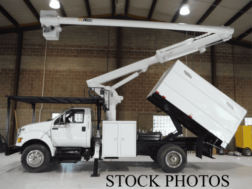 2010 FORD F750, 11' FORESTRY BODY, 60' WORK HIEGHT ALTEC LRV55 MODEL BOOM