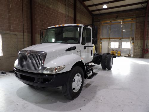 2012 INTERNATIONAL 4300 SBA 4X2, CAB AND CHASSIS 
