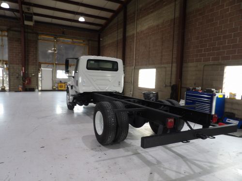 2012 INTERNATIONAL 4300 SBA 4X2, CAB AND CHASSIS 