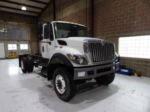 2009 INTERNATIONAL 7300 SFA 4X4, CAB AND CHASSIS 