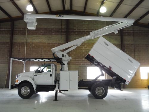2010 FORD F750, 11' FORESTRY BODY, 60' WORK HEIGHT TEREX HI-RANGER XT55 MODLE BOOM