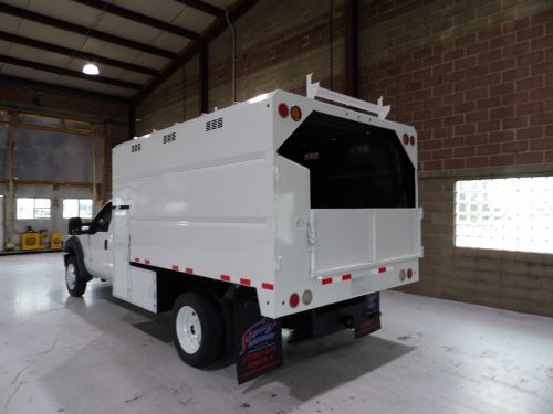 2013 FORD F550 UNDER CDL, 12' SOUTHCO CHIP BODY 