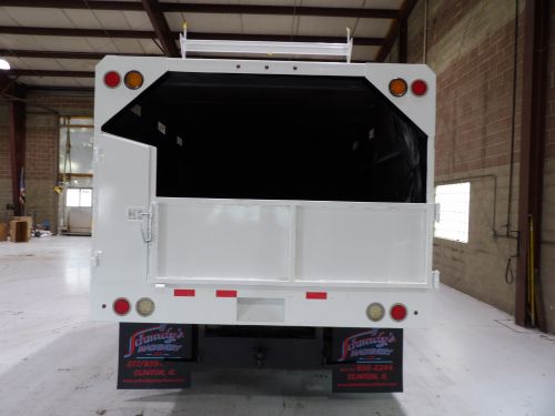 2013 FORD F550 UNDER CDL, 12' SOUTHCO CHIP BODY 