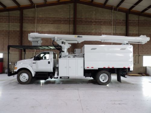 2013 FORD F750, 11' SOUTHCO FORESTRY BODY, 75' WORK HEIGHT ALTEC LRV60-70 ELEVATOR MODEL BOOM