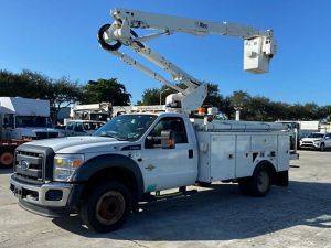 2014 FORD F550, SERVICE BODY, 45' WORK HEIGHT ALTEC AT40-MH MATERIAL HANDLER MODEL BOOM 