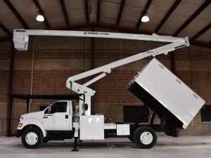 2010 FORD F750, 11' FORESTRY BODY, 65' WORK HEIGHT TEREX XT-60 MODEL BOOM