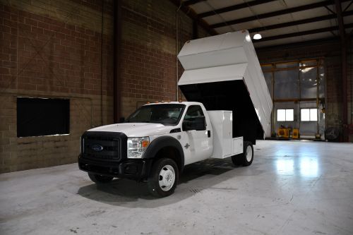 2011 FORD F550 4X4 UNDER CDL, 10' SOUTHCO CHIP BODY 