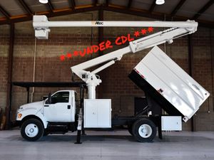 2013 FORD F750, 11' ALTEC FORESTRY BODY, 61' WORKING HEIGHT ALTEC LR756 MODEL BOOM